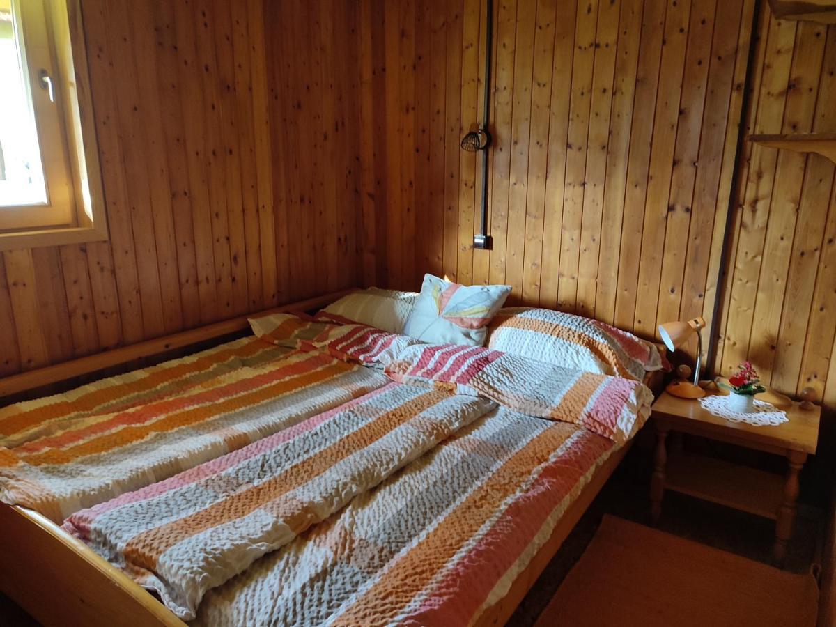 Beehive Cabin On A Farm 拉多夫吉卡 外观 照片